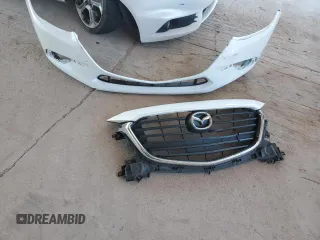 2018 Mazda 3 Touring with VIN 3MZBN1V35JM269982, listed as a Copart auction lot 54060365 with 61,471 mi miles and Salvage Title. Bid and sale history available at carsss.com. Image 12.