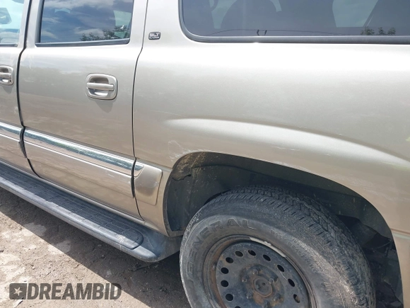 2001 GMC Yukon XL SLE with VIN 3GKFK16T01G144130, listed as a IAAI auction lot 41908702 with 263,081 mi miles. Bid and sale history available at carsss.com. Image 6.