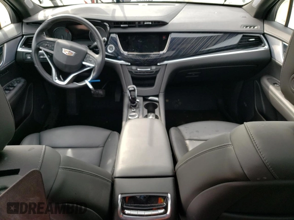 2024 Cadillac XT6 FWD Premium Luxury with VIN 1GYKPCRS4RZ702383, listed as a Copart auction lot 53346745 with 43,339 mi miles and Salvage title. Bid and sale history available at DreamBid. Image 8.
