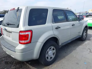 2008 Ford Escape XLS with VIN 1FMCU02Z28KC23844, listed as a IAAI auction lot 42343747 with 204,062 mi miles and . Bid and sale history available at DreamBid. Image 4.