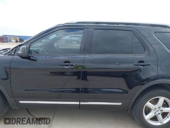 2019 Ford Explorer XLT z VIN 1FM5K7D85KGB06880, wystawiony jako IAAI lot #42158231 z przebiegiem 66 029 mil mil oraz . Historia ofert i sprzedaży dostępna na DreamBid. Obrazek 14.