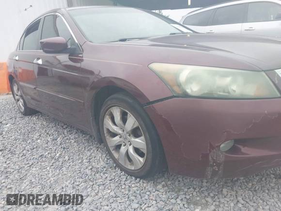 2008 Honda Accord EX-L z VIN 1HGCP36838A077167, wystawiony jako IAAI lot #42294819 z przebiegiem 291 039 mil mil oraz . Historia ofert i sprzedaży dostępna na DreamBid. Obrazek 6.