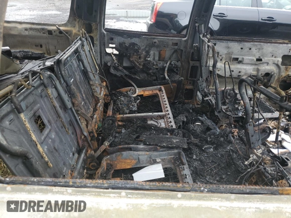 2001 Chevrolet Suburban LT with VIN 3GNGK26U11G234408, listed as a Copart auction lot 60958245 with Not provided miles and Salvage title. Bid and sale history available at DreamBid. Image 11.