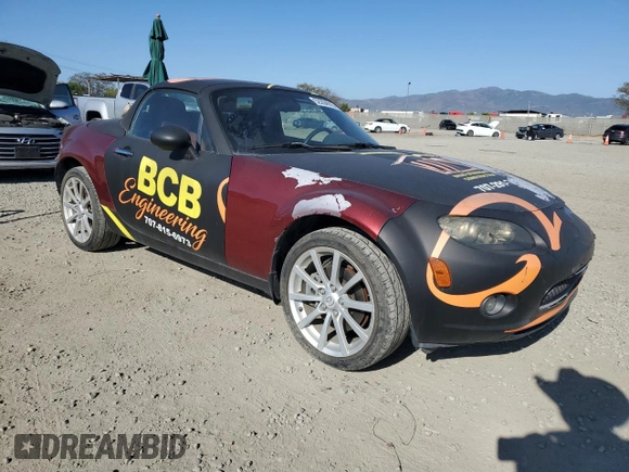 2008 Mazda MX-5 Miata Grand Touring z VIN JM1NC26F780144189, wystawiony jako Copart lot #52204015 z przebiegiem 71 339 mil mil oraz Szkoda całkowita • Salvage title. Historia ofert i sprzedaży dostępna na DreamBid. Obrazek 4.