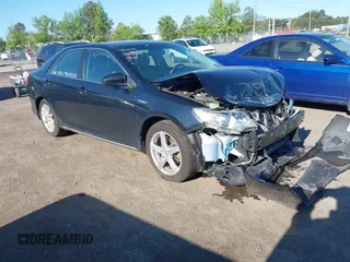 2012 Toyota Camry XLE z VIN 4T1BD1FK6CU028079, wystawiony jako IAAI lot #42142014 z przebiegiem 254 063 mil mil oraz . Historia ofert i sprzedaży dostępna na DreamBid. Obrazek 1.