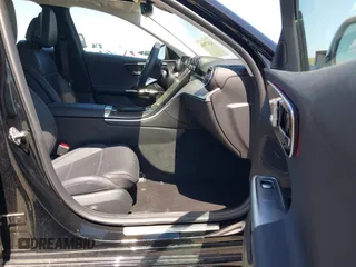 2022 Mercedes-Benz C 300 with VIN W1KAF4HB4NR011074, listed as a IAAI auction lot 42077950 with 16,438 mi miles and . Bid and sale history available at DreamBid. Image 5.