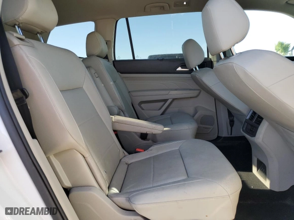 2021 Volkswagen Atlas 2.0T SEL with VIN 1V2BP2CAXMC586018, listed as a Copart auction lot 54263334 with 47,763 mi miles. Bid and sale history available at carsss.com. Image 11.