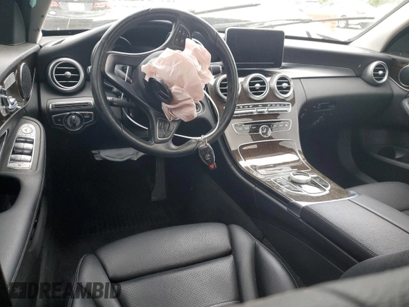2017 Mercedes-Benz C 300 с VIN WDDWF4KB3HR306976, выставлен на аукционе Copart как лот 57585515 с пробегом 33 222 миль миль и Списание • Salvage title. История ставок и продаж доступна на DreamBid. Изображение 8.