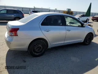2008 Toyota Yaris z VIN JTDBT923284014501, wystawiony jako Copart lot #59323495 z przebiegiem 425 328 mil mil oraz Czysty tytuł • Clean title. Historia ofert i sprzedaży dostępna na DreamBid. Obrazek 3.