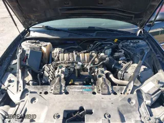 2008 Buick LaCrosse CX with VIN 2G4WC582081315249, listed as a IAAI auction lot 42065372 with 190,123 mi miles. Bid and sale history available at carsss.com. Image 10.