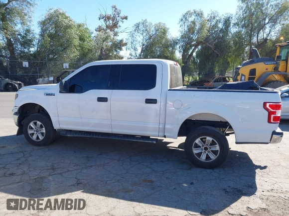 2018 Ford F-150 XL with VIN 1FTEW1CP0JKC28072, listed as a IAAI auction lot 41558764 with 153,402 mi miles. Bid and sale history available at carsss.com. Image 14.
