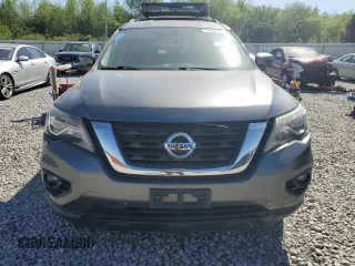 2017 Nissan Pathfinder Platinum z VIN 5N1DR2MM8HC663211, wystawiony jako Copart lot #52680555 z przebiegiem 183 346 mil mil oraz Czysty tytuł • Clean title. Historia ofert i sprzedaży dostępna na DreamBid. Obrazek 5.