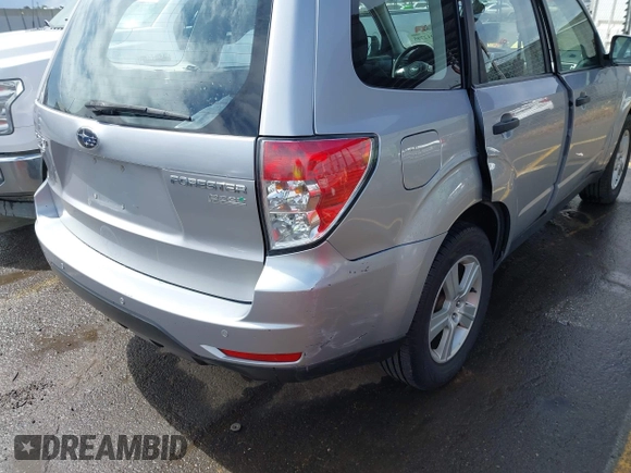 2012 Subaru Forester 2.5X with VIN JF2SHABCXCH467089, listed as a IAAI auction lot 41912795 with 1 mi miles. Bid and sale history available at carsss.com. Image 6.