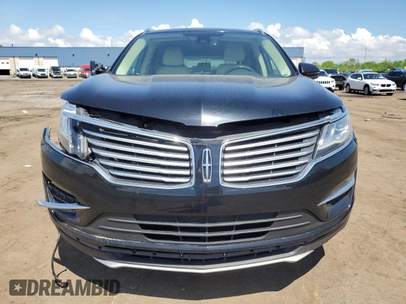 2016 Lincoln MKC Select z VIN 5LMCJ2D99GUJ20017, wystawiony jako Copart lot #57096925 z przebiegiem 95 529 mil mil oraz Czysty tytuł • Clean title. Historia ofert i sprzedaży dostępna na DreamBid. Obrazek 5.