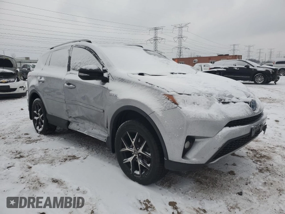 2017 Toyota RAV4 SE z VIN JTMJJREV2HD077614, wystawiony jako Copart lot #87924205 z przebiegiem 92 896 mil mil oraz Szkoda całkowita • Salvage title. Historia ofert i sprzedaży dostępna na DreamBid. Obrazek 4.