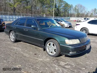 2000 Infiniti Q45 with VIN JNKBY31A7YM301457, listed as a IAAI auction lot 41583825 with 174,265 mi miles. Bid and sale history available at carsss.com. Image 1.