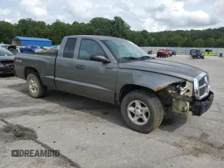 2005 Dodge Dakota ST with VIN 1D7HW22K15S177654, listed as a Copart auction lot 61034605 with 241,817 mi miles and Salvage title. Bid and sale history available at DreamBid. Image 4.