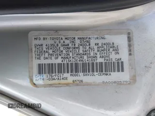 1992 Toyota Camry LE with VIN 4T1SK12E4NU141697, listed as a IAAI auction lot 41975478 with 100,732 mi miles. Bid and sale history available at carsss.com. Image 9.