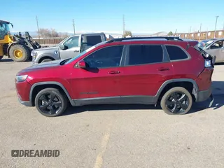 2019 Jeep Cherokee Latitude Plus with VIN 1C4PJMLX5KD456292, listed as a IAAI auction lot 40940110 with 95,622 mi miles and . Bid and sale history available at DreamBid. Image 14.