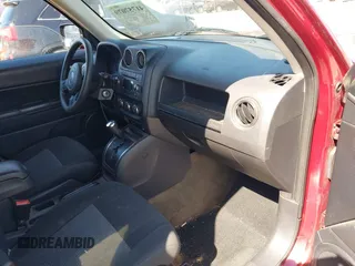 2017 Jeep Patriot Sport with VIN 1C4NJPBA4HD169654, listed as a IAAI auction lot 41757079 with 92,917 mi miles. Bid and sale history available at carsss.com. Image 5.