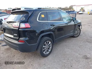 2021 Jeep Cherokee Latitude Lux with VIN 1C4PJLMX4MD140927, listed as a IAAI auction lot 41269233 with 1 mi miles. Bid and sale history available at carsss.com. Image 4.
