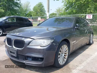 2010 BMW 7 Series 750Li with VIN WBAKB8C50ACY64262, listed as a IAAI auction lot 42433667 with 121,008 mi miles and . Bid and sale history available at DreamBid. Image 2.