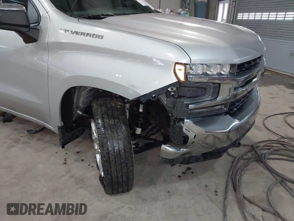 2020 Chevrolet Silverado 1500 LT with VIN 1GCRYDED7LZ312481, listed as a IAAI auction lot 41732329 with 89,446 mi miles. Bid and sale history available at carsss.com. Image 6.