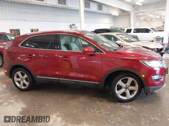 2017 Lincoln MKC Premiere with VIN 5LMCJ1C90HUL32656, listed as a IAAI auction lot 41929745 with 84,036 mi miles and . Bid and sale history available at DreamBid. Image 13.