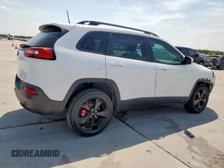2018 Jeep Cherokee Latitude with VIN 1C4PJLCB1JD552871, listed as a Copart auction lot 53682375 with 196,059 mi miles and Clean Title. Bid and sale history available at carsss.com. Image 3.