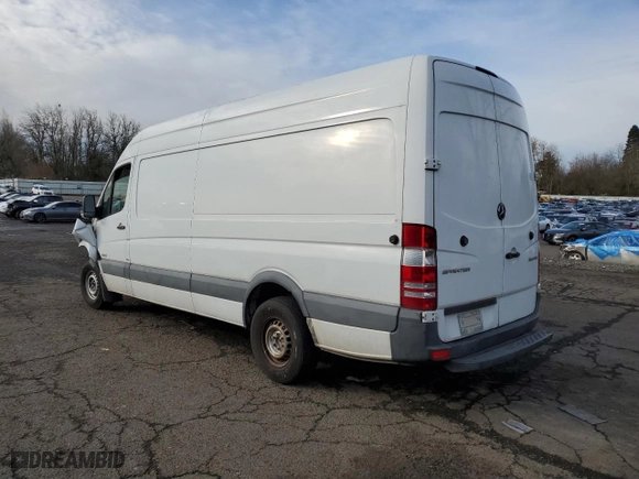 2015 Mercedes-Benz Sprinter Cargo Vans EXT with VIN WD3PE8DC5F5947334, listed as a Copart auction lot 46266855 with 0 mi miles and Clean Title. Bid and sale history available at carsss.com. Image 2.