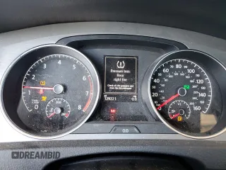 2016 Volkswagen Golf TSI Limited Edition Edition z VIN 3VWC17AU4GM516743, wystawiony jako Copart lot #50269945 z przebiegiem 129 221 mil mil oraz Szkoda całkowita • Salvage title. Historia ofert i sprzedaży dostępna na DreamBid. Obrazek 9.