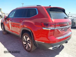 2024 Volkswagen Atlas SEL with VIN 1V2BR2CA3RC533646, listed as a IAAI auction lot 41772115 with 10,498 mi miles and . Bid and sale history available at DreamBid. Image 3.