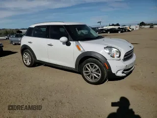 2016 MINI Countryman with VIN WMWZB3C50GWR49868, listed as a Copart auction lot 45771525 with 107,823 mi miles and Salvage title. Bid and sale history available at DreamBid. Image 11.