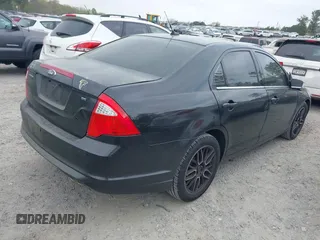 2011 Ford Fusion SE with VIN 3FAHP0HA9BR161919, listed as a IAAI auction lot 41949599 with 260,911 mi miles. Bid and sale history available at carsss.com. Image 4.