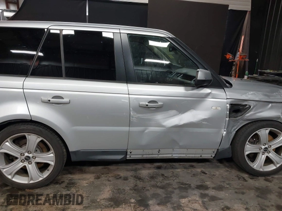 2012 Land Rover Range Rover Sport HSE Lux with VIN SALSK2D49CA747647, listed as a IAAI auction lot 41722974 with 92,560 mi miles and . Bid and sale history available at DreamBid. Image 13.