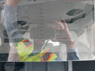 2025 Tesla Model 3 Long Range с VIN 5YJ3E1EA2SF981877, выставлен на аукционе IAAI как лот 42412352 с пробегом 1 967 миль миль и . История ставок и продаж доступна на DreamBid. Изображение 7.