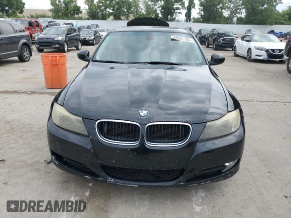 2011 BMW 3 Series 328i z VIN WBAPH7G54BNN02496, wystawiony jako Copart lot #60601785 z przebiegiem 156 459 mil mil oraz Czysty tytuł • Clean title. Historia ofert i sprzedaży dostępna na DreamBid. Obrazek 5.