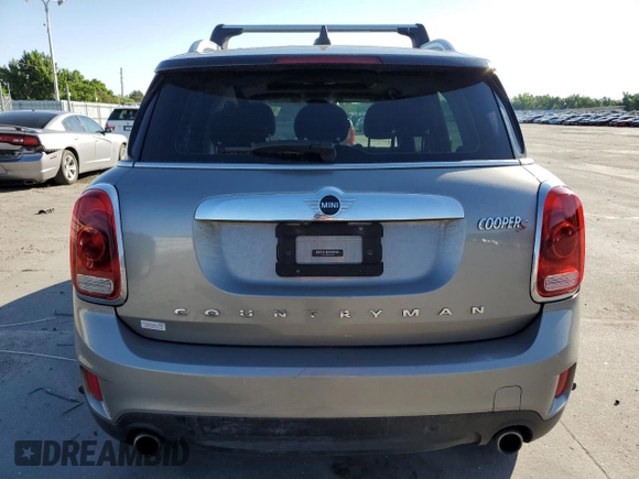 2019 MINI Countryman Cooper S with VIN WMZYT5C5XK3G92755, listed as a Copart auction lot 60106485 with 55,647 mi miles and Salvage title. Bid and sale history available at DreamBid. Image 6.