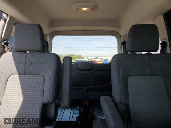2019 Ford Transit Connect XLT z VIN NM0GE9F22K1407714, wystawiony jako Copart lot #50639355 z przebiegiem 77 148 mil mil oraz Nie do naprawy • Non repairable. Historia ofert i sprzedaży dostępna na DreamBid. Obrazek 10.