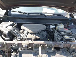 2020 GMC Acadia SLE z VIN 1GKKNRLS2LZ211202, wystawiony jako IAAI lot #41800521 z przebiegiem 62 104 mil mil oraz . Historia ofert i sprzedaży dostępna na DreamBid. Obrazek 10.
