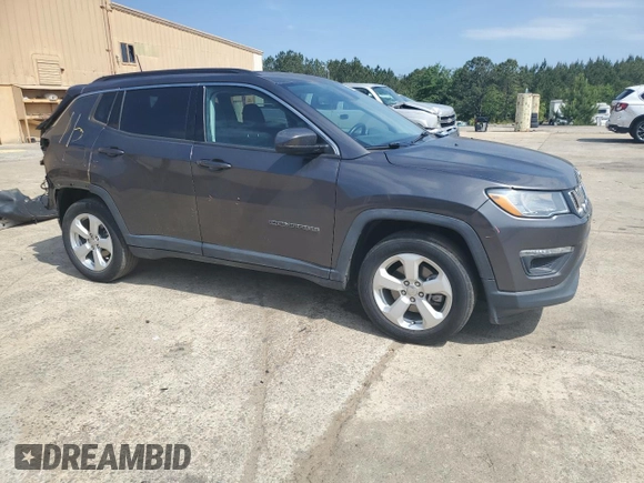 2020 Jeep Compass Latitude z VIN 3C4NJCBB2LT247031, wystawiony jako Copart lot #54294465 z przebiegiem 60 697 mil mil oraz Szkoda całkowita • Salvage title. Historia ofert i sprzedaży dostępna na DreamBid. Obrazek 4.
