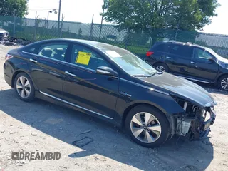 2012 Hyundai Sonata Hybrid with VIN KMHEC4A4XCA037329, listed as a IAAI auction lot 42652903 with Not provided miles and . Bid and sale history available at DreamBid. Image 1.