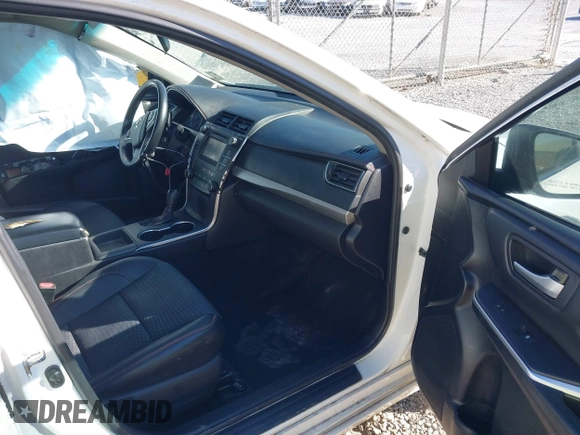 2015 Toyota Camry XLE with VIN 4T1BF1FK5FU945058, listed as a IAAI auction lot 41827105 with 78,011 mi miles. Bid and sale history available at carsss.com. Image 5.