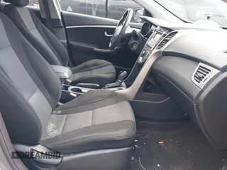 2016 Hyundai Elantra GT with VIN KMHD35LH0GU257682, listed as a IAAI auction lot 41977626 with 1 mi miles. Bid and sale history available at carsss.com. Image 5.