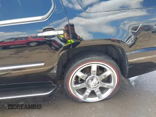 2010 Cadillac Escalade Luxury с VIN 1GYUCBEFXAR214311, выставлен на аукционе IAAI как лот 42140390 с пробегом 143 200 миль миль и . История ставок и продаж доступна на DreamBid. Изображение 6.