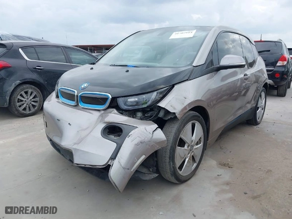 2014 BMW i3 with VIN WBY1Z4C54EVX62782, listed as a IAAI auction lot 41707914 with NaN miles. Bid and sale history available at carsss.com. Image 2.