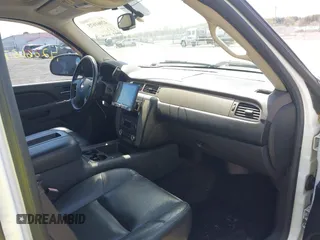 2013 Chevrolet Silverado 1500 LTZ with VIN 3GCPKTE24DG123063, listed as a IAAI auction lot 42061675 with 221,813 mi miles and . Bid and sale history available at DreamBid. Image 5.