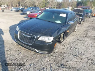 2018 Chrysler 300 Touring L with VIN 2C3CCAAG6JH249846, listed as a IAAI auction lot 41781511 with 95,121 mi miles. Bid and sale history available at carsss.com. Image 17.
