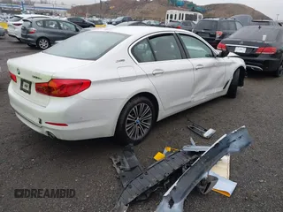 2018 BMW 5 Series 530e xDrive with VIN WBAJB1C50JG624043, listed as a IAAI auction lot 41814687 with 41,301 mi miles and . Bid and sale history available at DreamBid. Image 4.