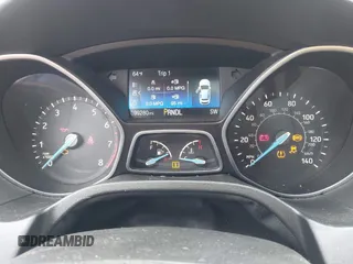 2015 Ford Focus SE с VIN 1FADP3F26FL254588, выставлен на аукционе IAAI как лот 42146381 с пробегом 99 280 миль миль и . История ставок и продаж доступна на DreamBid. Изображение 7.
